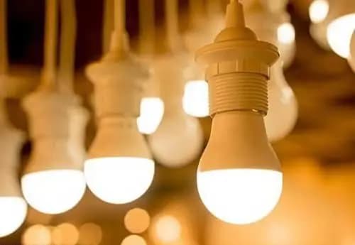 پیش بینی رگبار و رعد و برق برای ۱۲ استان