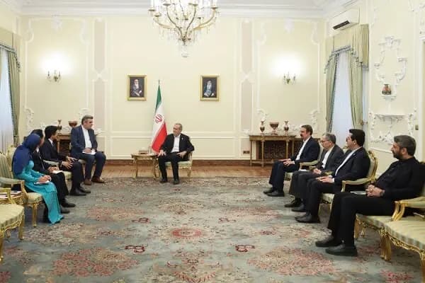 وزیر دفاع آمریکا: متعهدیم که ایران سلاح هسته‌ای نداشته باشد؛ این مستلزم برخی سازش‌ها و امتیازهاست