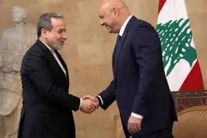 انتقاد زیدآبادی به رجانیوز/ با چه پشتوانه‌ای بالاترین مقام نظامی کشور پس‌از فرمانده کل قوا را با این لحن و صراحت به چالش کشیده‌اند؟