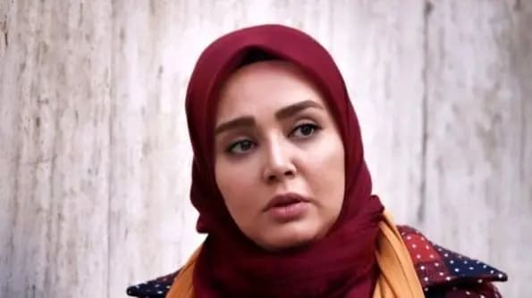 عکس های  دکوراسیون جذاب خانه مجردی ساناز سعیدی با قاب عکس نقاشی خودش ! / بی عشق سر مکن که دلت پیر می شود !