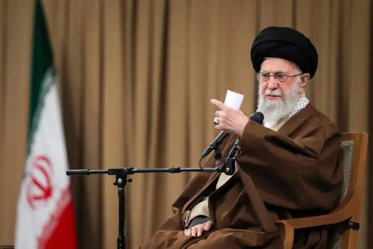 علم الهدی: مساله توسعه فحشا یک مصیبت برای جامعه است/ تأکید می‌کنم مساله حجاب در جامعه مورد توجه جدی قرار بگیرد