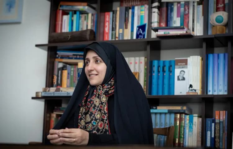 اهتزاز پرچم آمریکا پس از ۱۳ سال در دمشق +تصاویر