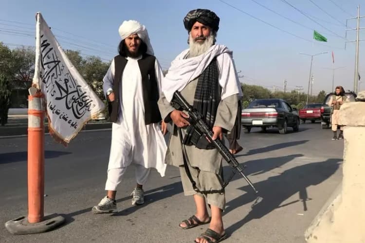 آکسیوس: عمان تأسیس کنسرسیوم منطقه‌ای غنی‌سازی اورانیوم را پیشنهاد داد