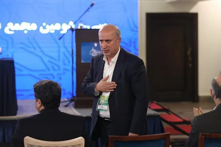 برکناری مدیر جنجالی استقلال