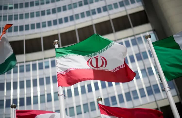 قاسمیان آزاد و از عربستان اخراج شد