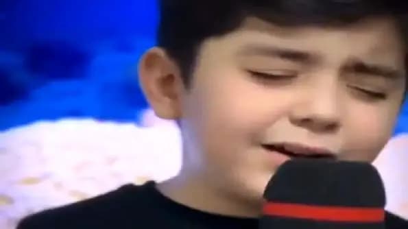 فیلم آواز شاد در دانشگاه برای عروسی دختر و پسر دانشجو  ! / هم دانشگاهی ها قیامت به پا کردن !