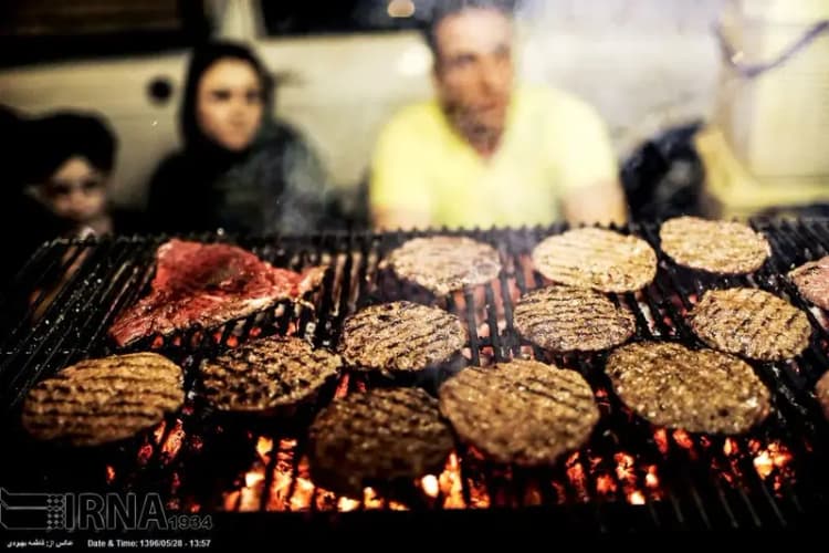 کاظمی: استانداردسازی فضاهای آموزشی ضروری است