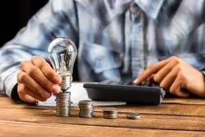 واکنش نرگس آبیار به توقیف «سووشون» و مسدود شدن نماوا/در برابر این حذف بی‌رحمانه سکوت نخواهیم کرد