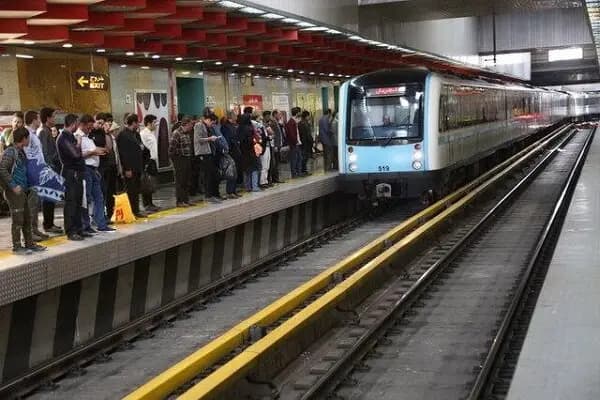 نصب دوربین بر روی البسه یگان حفاظت متروی تهران