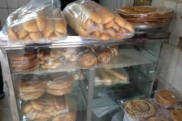 ایران و عمان در حال بررسی امکان ایجاد بانک مشترک  هستند