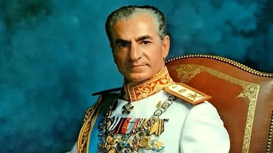 چیدمان منزل دوبلکس و مجللِ سارا صوفیانی و همسرش/ میز بیلیارد و معماری شاهانه ویلای لواسان/ خونه نگو کاخ بگو !