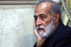 تقلا برای بقا / رجب طیب اردوغان رئیس‏‌جمهور اقتدارگرای ترکیه این روزها فضای اندکی برای مانور قدرت دارد