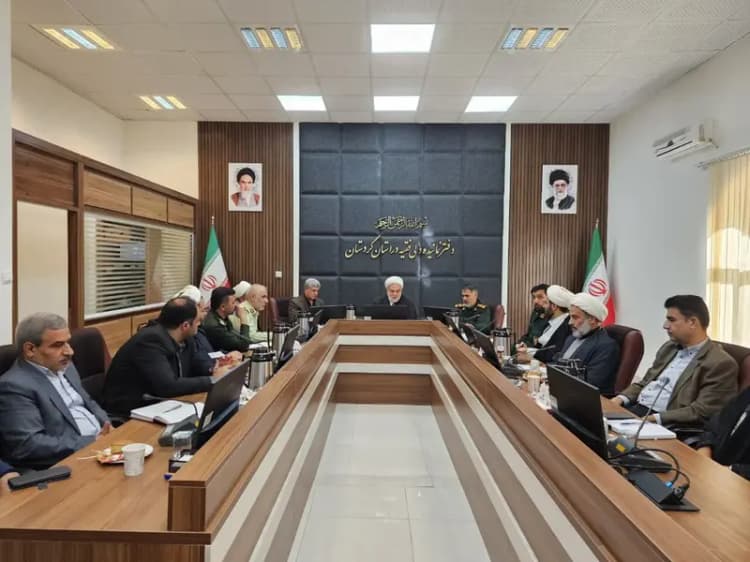 کرمانی ها در سیرجان مانور زلزله برگزار می کنند