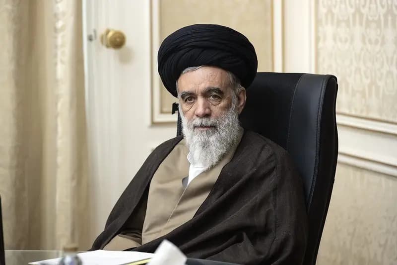 رهبرانقلاب ایمان‌وامید را محور تحولات بزرگ انقلاب در سیره امام می داند