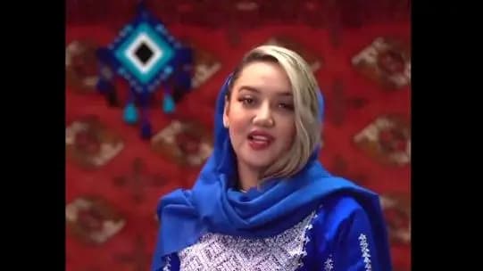 استایل مدلینگ روشنک گرامی با عینک دودی و کت چرمی / خانم بازیگر همگناه پلنگی پوش شد!