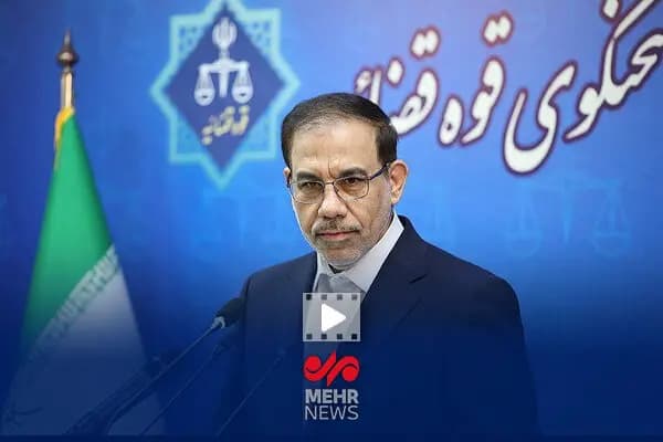 سخنی با مجنون!