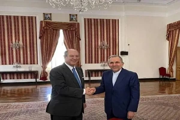 جاسوسی و خیانت منافقین علیه مردم ایران