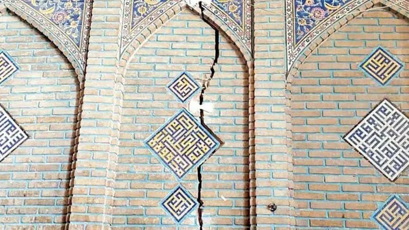 وزیر میراث فرهنگی: 4000 بنای تاریخی در معرض تهدید فرونشست زمین است