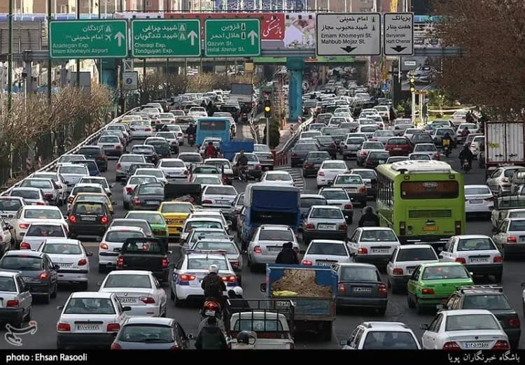 سن بالای ازدواج و تنهایی سالمندان، آسیب اجتماعی نیست