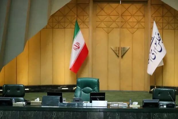 عراقچی: راهکارهای عمان در حال بررسی است
