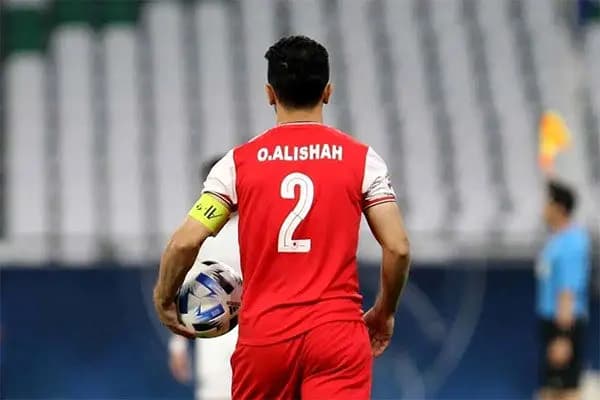 جباری باید قبول کند،سرمربیگری استقلال برایش زود است