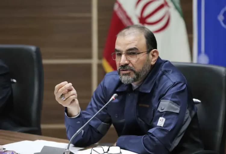 پیکر شهید مرزبان محمد زارعی در جزیره قشم تشییع می‌شود