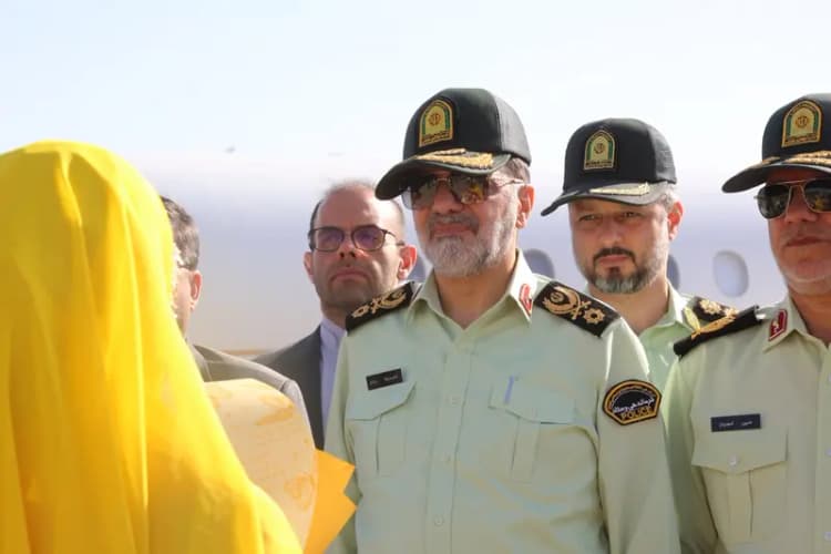 تشکیل قرارگاه فرهنگی انقلاب اسلامی اجتناب‌ناپذیر است