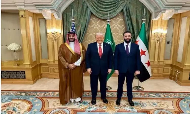 مسابقات مناظرات دانشجویی در ایستگاه آخر