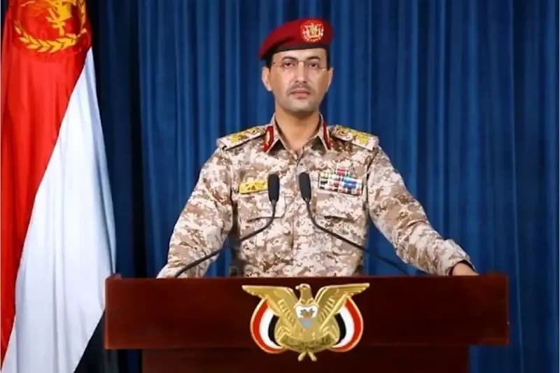 یحیی سریع: فرودگاه اللد در تل آویو را با موشک فراصوت هدف قرار دادیم