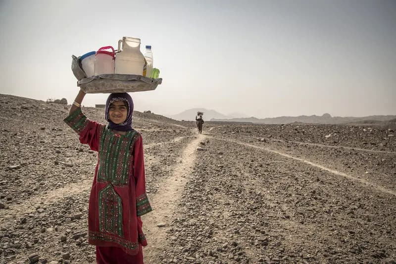 ۲۰ هزار نفر در دشتیاری آب ندارند 