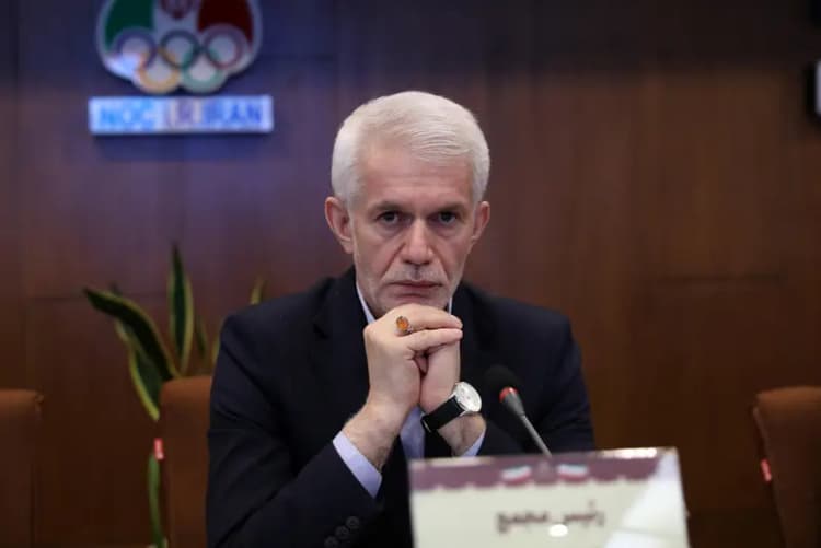 دقیقی سرمربی پیکان شد