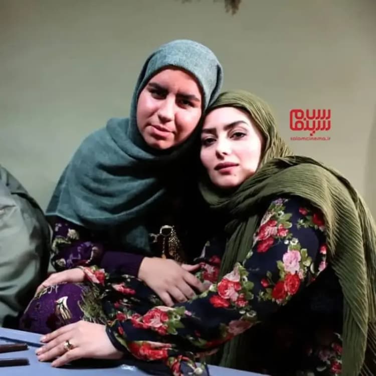 رهبر انقلاب: امام، انقلاب اسلامی را از آفت نابود کننده احساسات حفظ کرد
