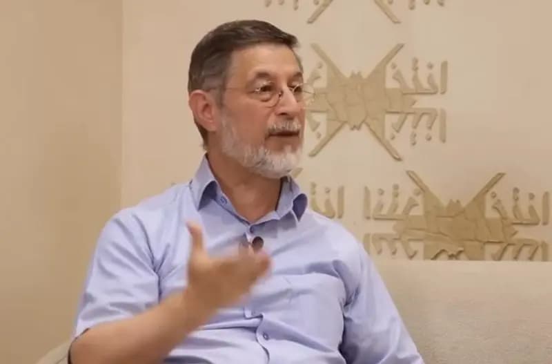 ویدیو/ مسعود کوثری، استاد جامعه شناسی دانشگاه تهران: باید راجع به جنسی شدن، جنسی دیدن و همه چیز را تبدیل به ابژه جنسی کردن، فکر شود
