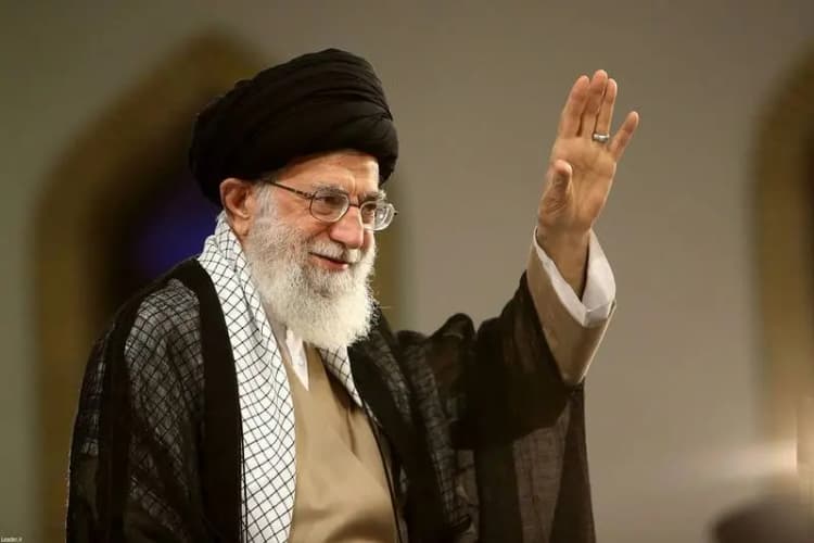 رادیکال‌ها در کمین وزارت خارجه