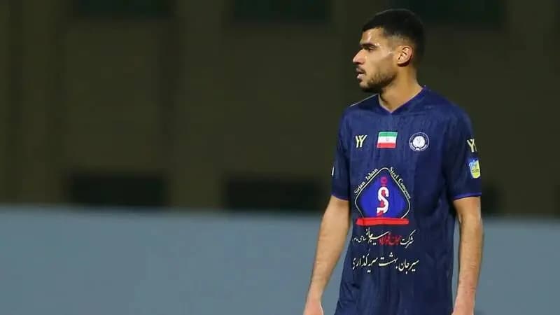 زارع در سه راهی استقلال، پرسپولیس و لژیونر شدن