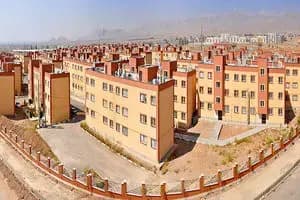 سازنده مسکن مهر هشتگرد یک شرط عجیب برای تحویل  گذاشت + نظر یک وکیل 