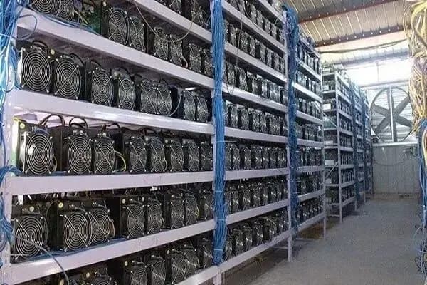 صرف برق استخراج هر یک بیت‌کوین چقدر است؟