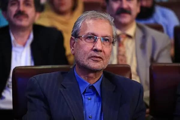 اپراتورها نباید بدون هماهنگی با رگولاتوری درخواست افزایش تعرفه داشته باشند