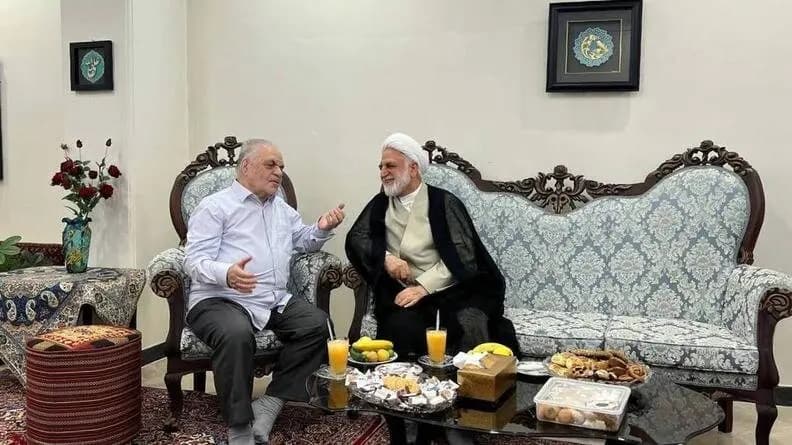 حضور رئیس قوه قضاییه در منزل عزت‌الله مطهری
