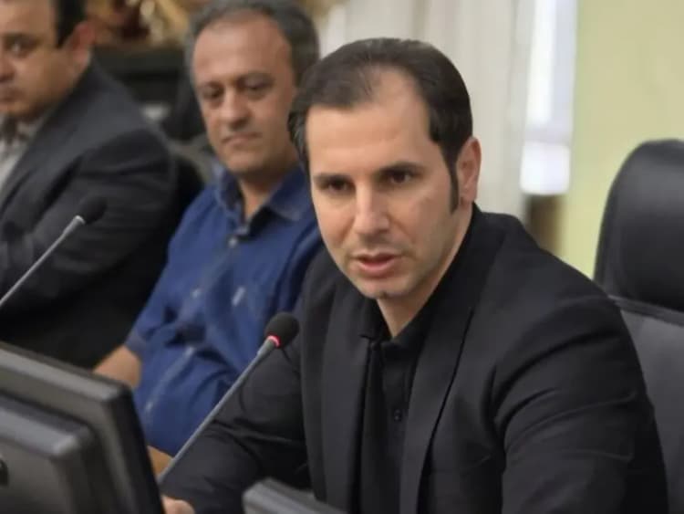 آتش‌سوزی در بازار قدیم بندرعباس مهار شد