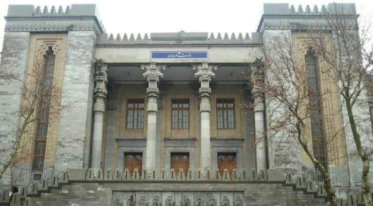 کم و کسری دولت در حقوق کارمندان