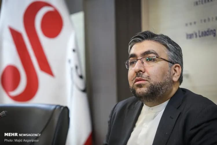 فشار جریان پایداری بر عراقچی در پی تغییر صفری، مشاور انتخاباتی جلیلی، از معاونت اقتصادی وزارت خارجه و طرح ایده‌ی سرمایه گذاری آمریکا در ایران / نماینده مشهد: برای سئوال از عراقچی، ۴۰ امضا جمع کرده ایم