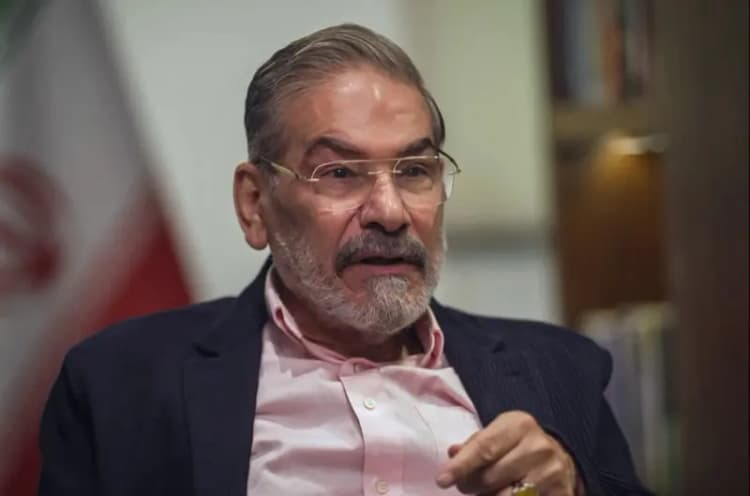جریانی از بیرون مجلس اجازه نمی‌داد فراکسیون انقلاب فعال شود