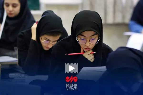 تصاویر هنرمندان در ختم هادی جمشیدی‌فر 