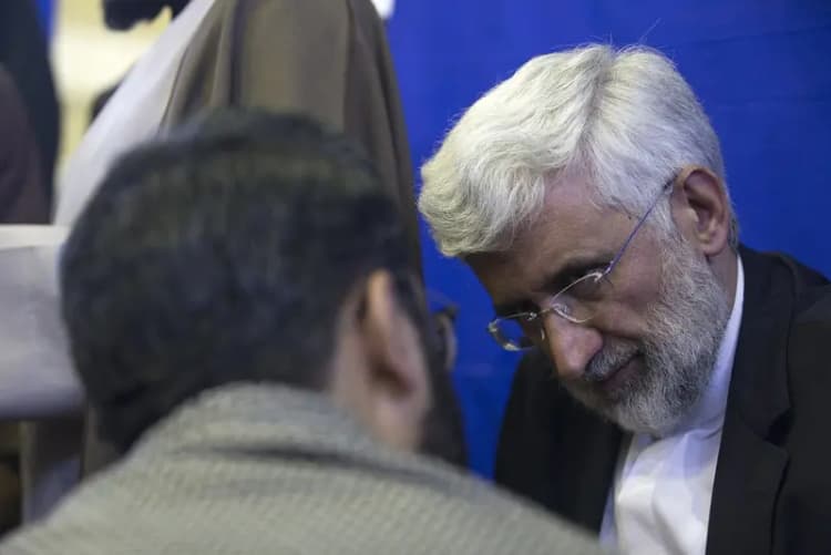 منازعه بازمانده از زمان شاه / تهران و واشنگتن از دهه ۱۹۷۰ در مورد غنی‏‌سازی اورانیوم و بازفرآوری سوخت هسته‏‌ای در خاک ایران با یکدیگر اختلاف‌‏نظر دارند