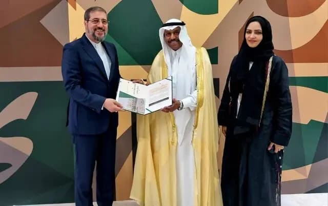 ایران برنده جایزه خدمات ممتاز حج از عربستان شد