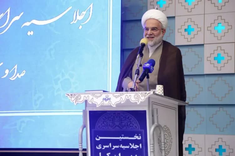 11 مجروح حاصل تصادف کامیون حمل زباله با هفت خودرو