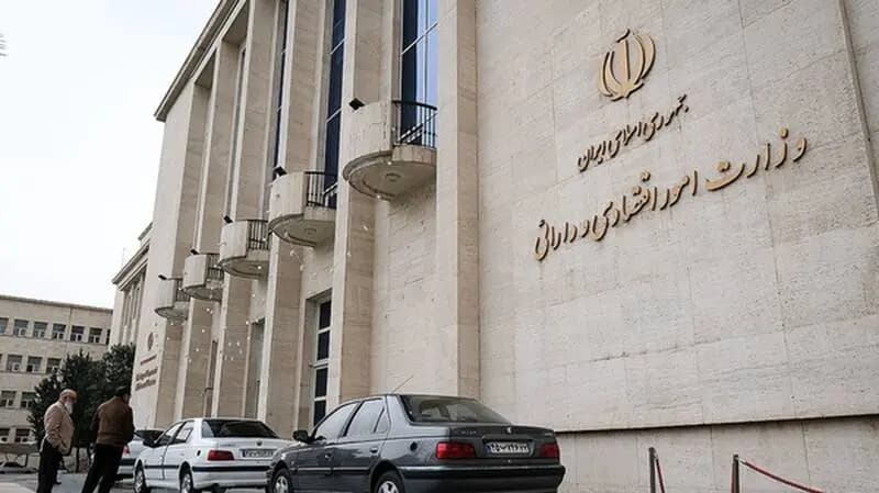 دیوان عدالت: محدودیت کارت‌ به‌ کارت باطل شد