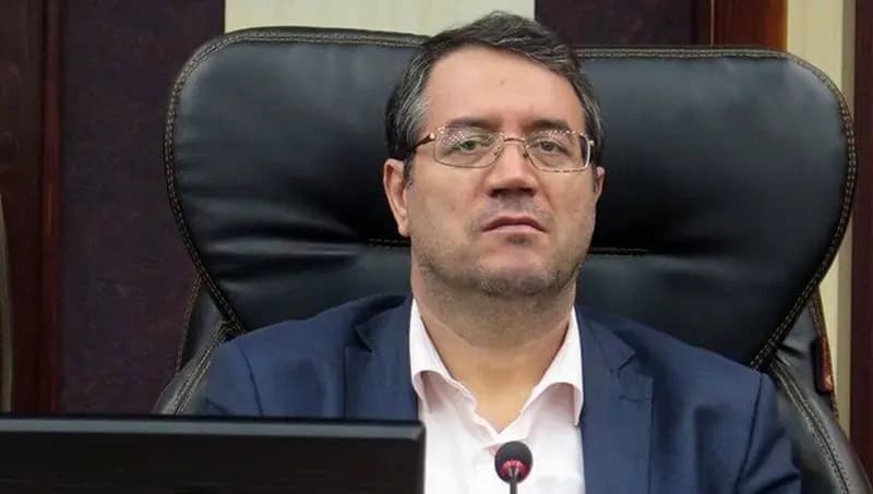 آیا مدیران از قبل مانده آذربایجان غربی برای اجرای شعار سال، "وفاق" را محقق و با استاندار همراه خواهند شد؟
