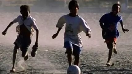 25 می؛ روز جهانی فوتبال و جشن طرفداران این ورزش مهیج